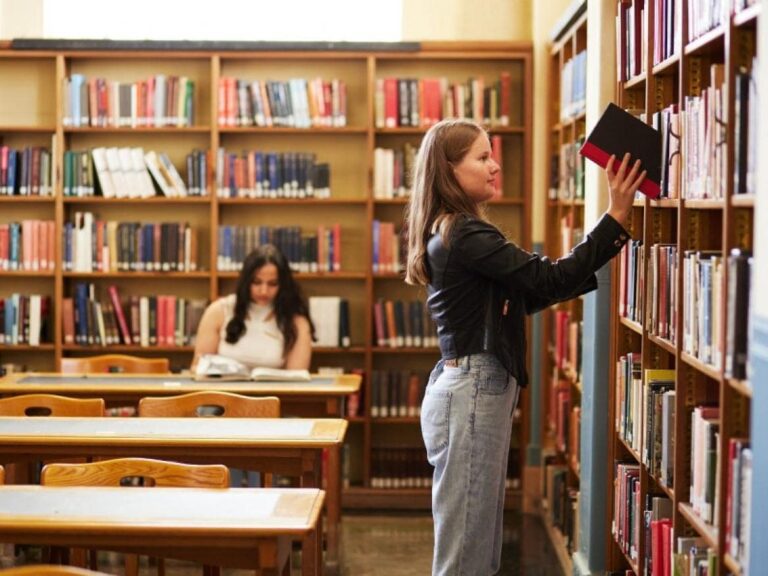 barr 401 web min 768x576